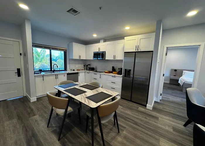 Xquisite Suites