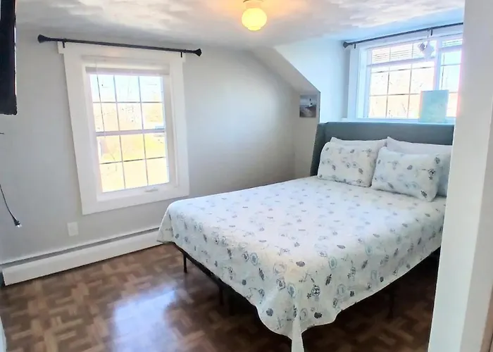 Cozy 3Bd Cottage 8 Min To Beach Pet Friendly