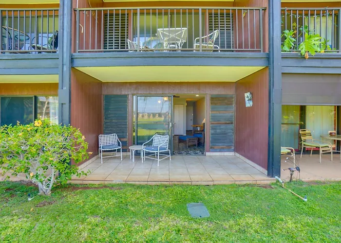 Oceanfront Molokai Shores Condo W/ Pool Access!