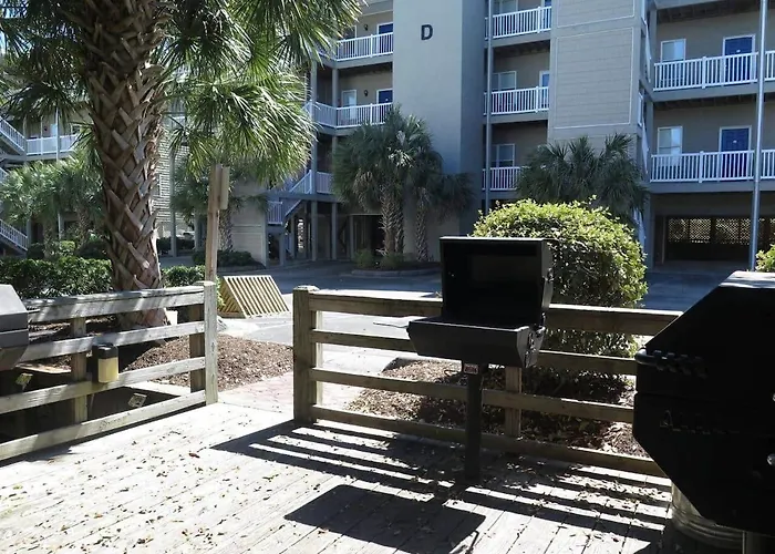 Emerald Isle - Ocean Club, Beach Front Condo