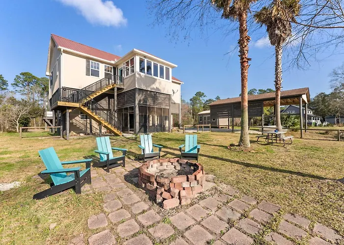Foley Riverfront Escape Kayaks Firepit Near Beach