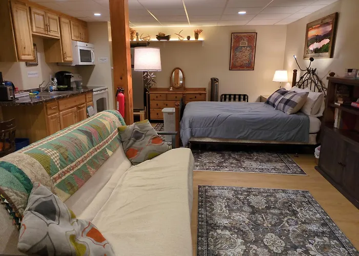 Private White Mountains Guest Suite - Welcome!