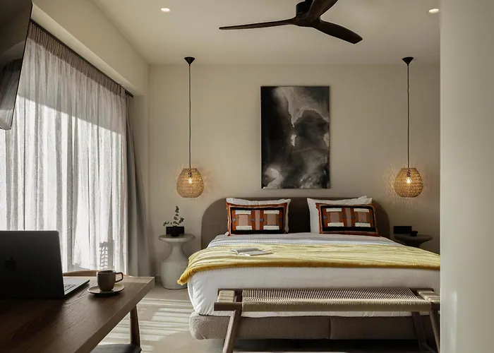 Moncasa Suites