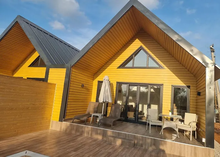 Pakis Bungalov