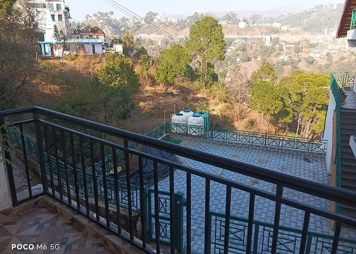 Dhananjay Home Stay