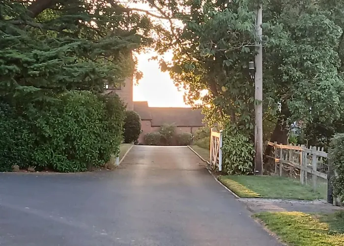 Ingon Bank Farm Bed And Breakfast