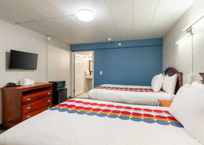 Attleboro Motor Inn