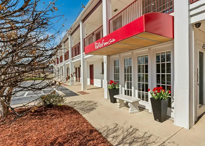 Red Roof Inn & Suites Wilson