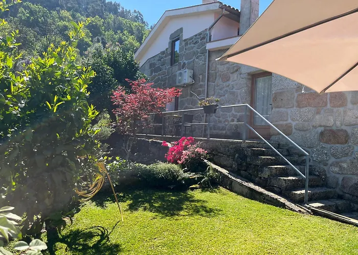 Casa da Lage - Piscina privada - Ar Condicionado - Lareiras - Vistas lago - Gerês