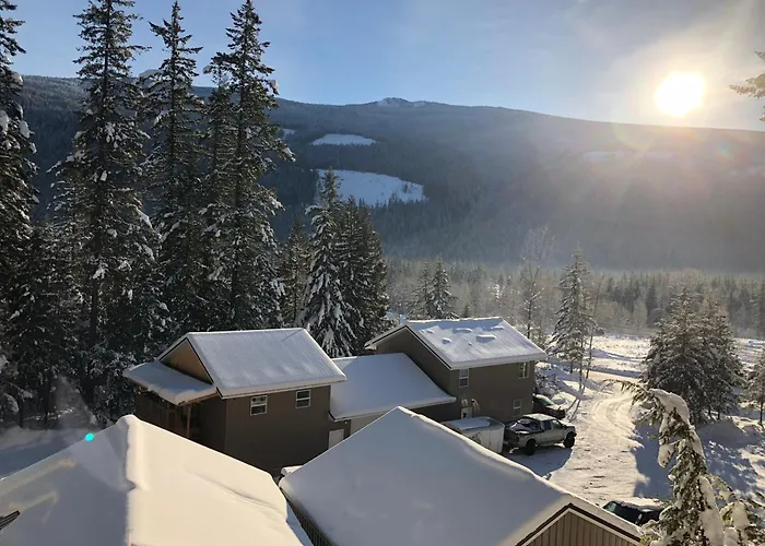 Last Spike Lodging