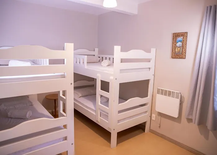 Hospedagem Vila Suiça Centro
