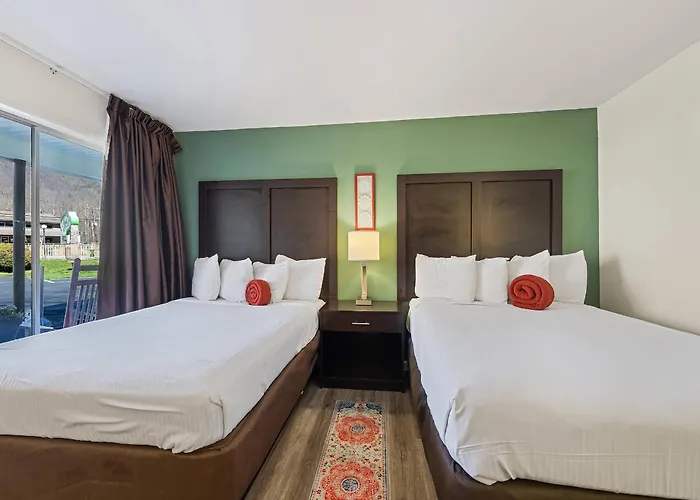 Castlewood Inn
