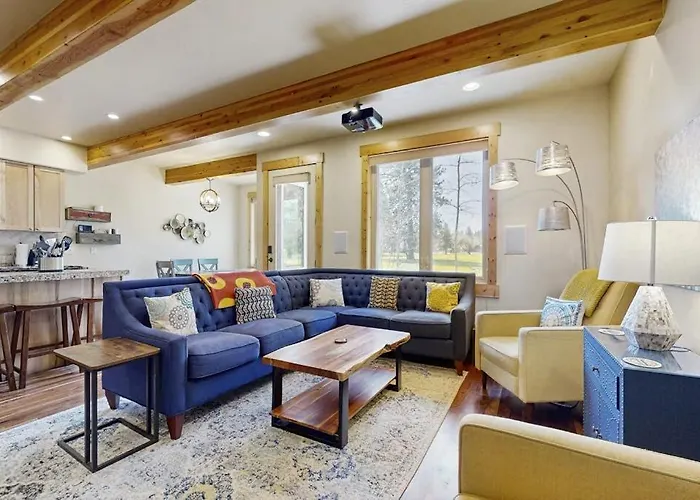 Amelia'S Vacation Retreat House