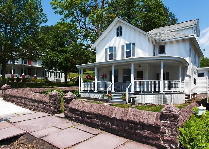 Fall Foliage Getaway: Pocono Home By Lehigh Gorge