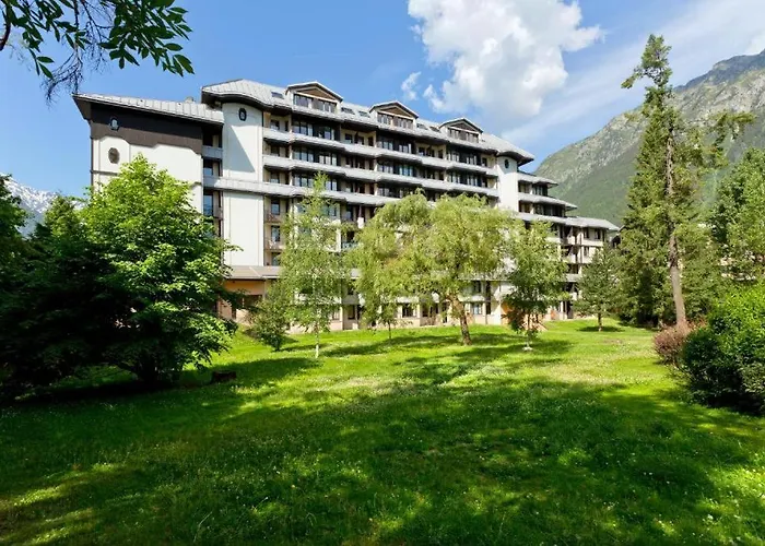 Au Pied Du Mont-Blanc - Chamonix