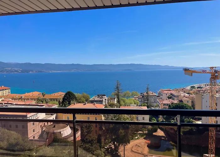 Grand T2 Standing Ajaccio Proche Centre Et Plages Vue Panoramique Parking Prive
