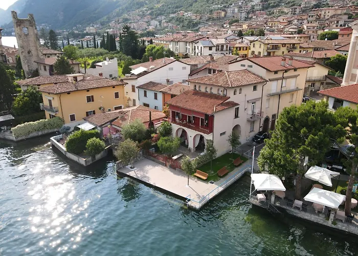 Historic House By The Lake La Renee Casa Vacanza