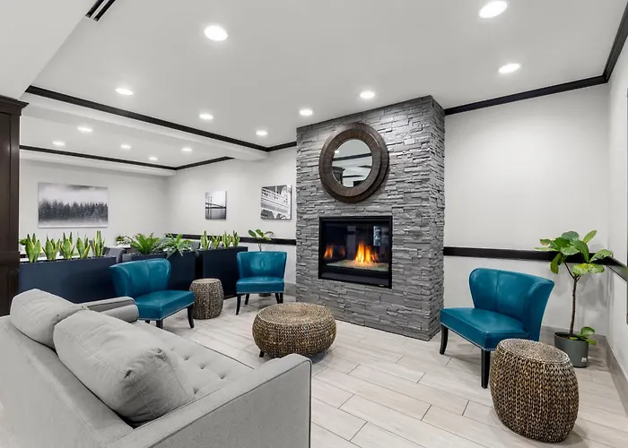 La Quinta By Wyndham Auburn