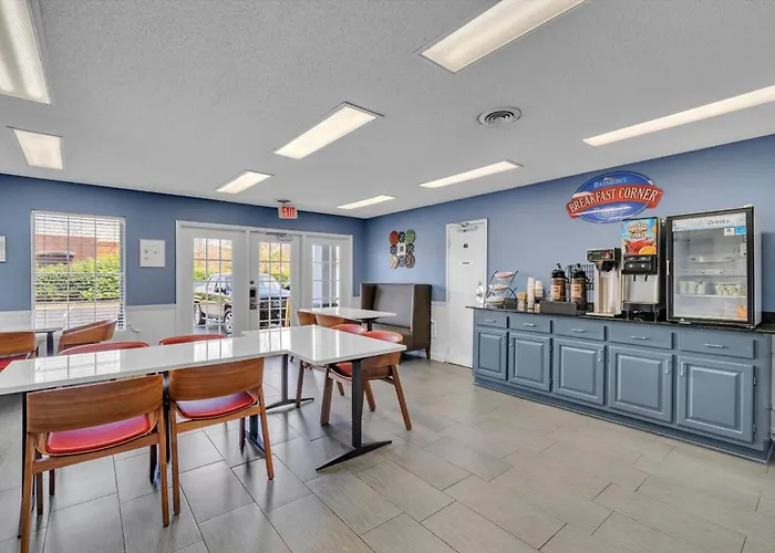 Baymont By Wyndham Warner Robins
