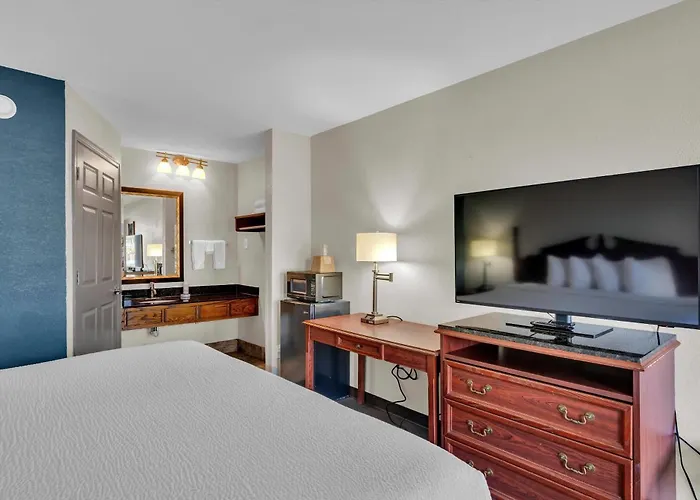 Baymont By Wyndham Warner Robins