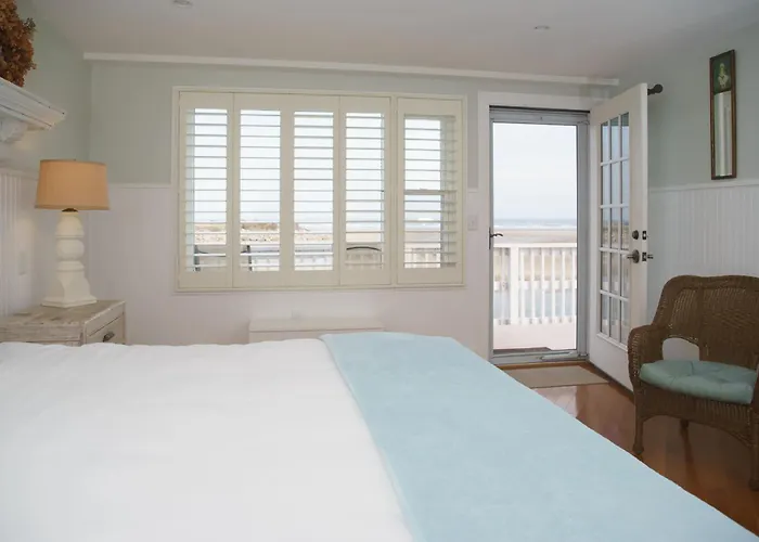 Marginal Way House