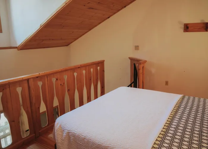 Lenroot Lodge