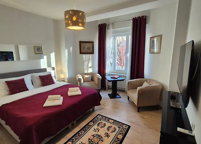 Polai Center Apartments