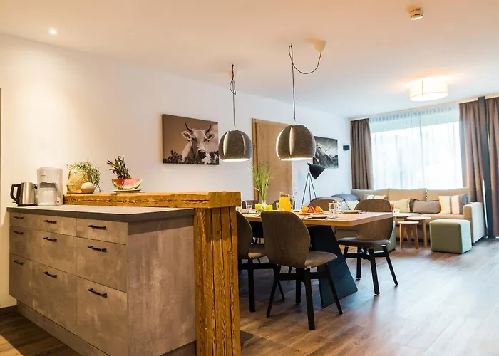 Schoenblick Residence Apartments - 600M Air Line To Areit Gondel Station
