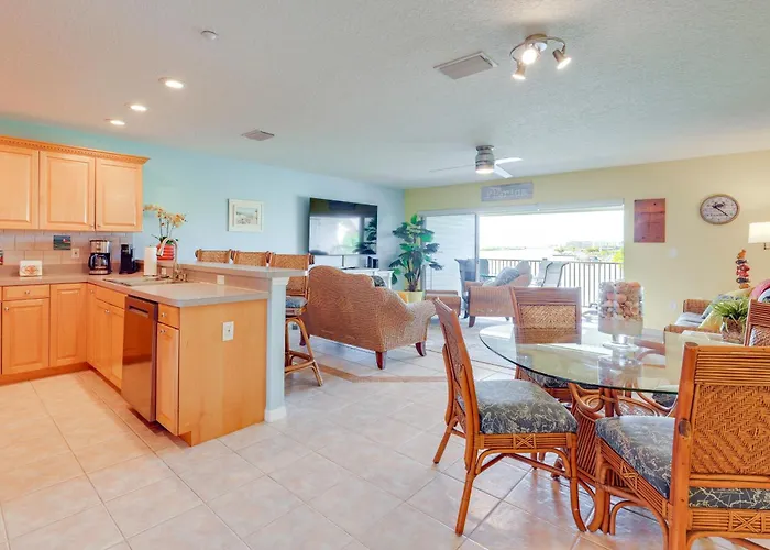 Large Balcony & Water Views: Indian Shores Condo!