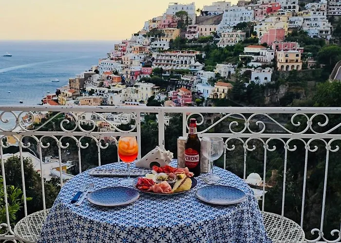 Santiago Vacation Home In Positano
