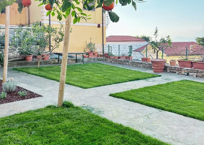 Borgo Dei Saraceni - Suites & Apartments