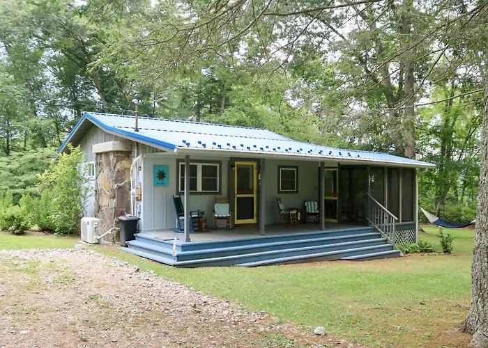 Rustic Hideaway W/ Fire Pit < 1 Mi To River!