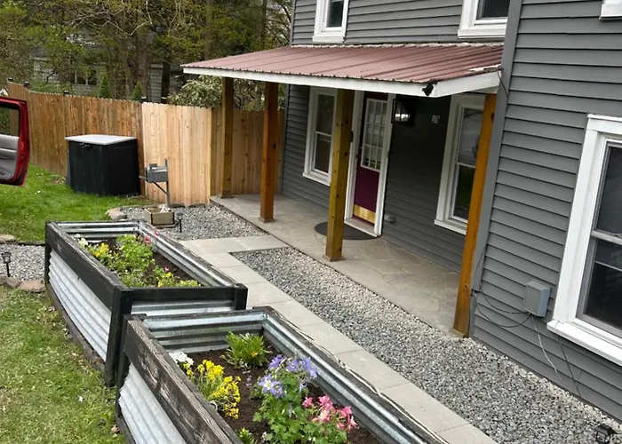Charming 120-Year-Old Farmhouse By The Creek.