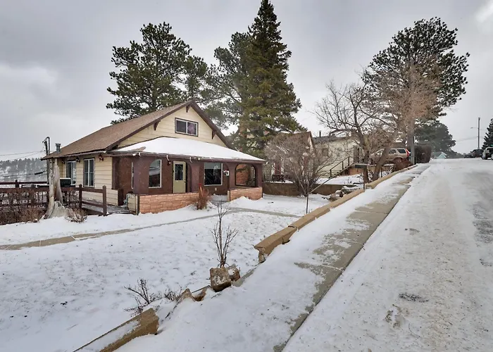 Mtn-View Home W/ Deck, 2 Mi To Mickelson Trail!