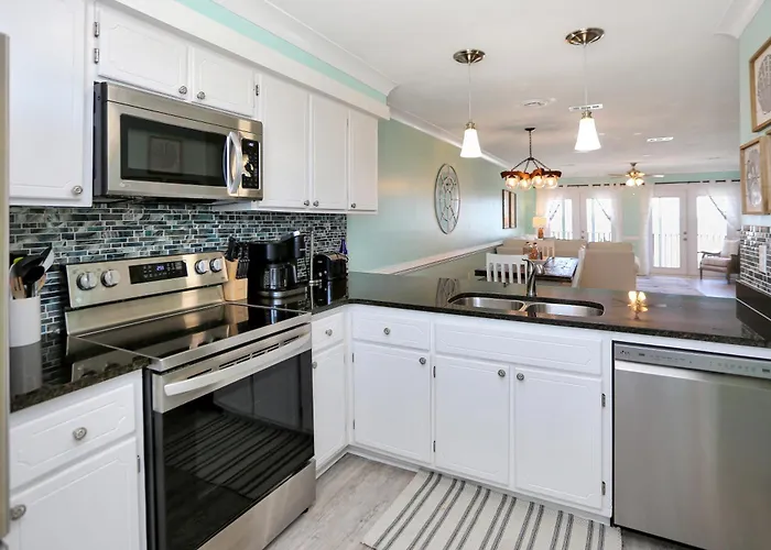 Edgewater Retreat By Pristine Properties Vacation Rentals