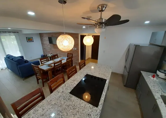Casa Del Bosque, Fortuna