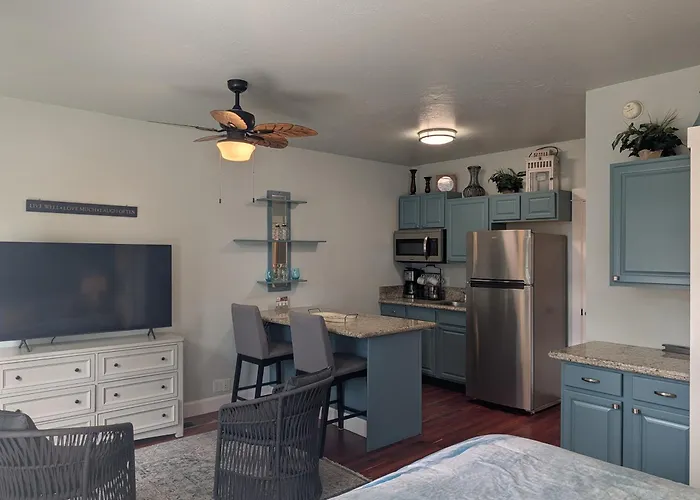 Parkside Suite
