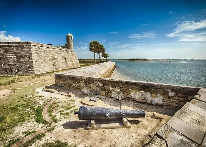 St Augustine Condo, Sleeps 6, Steps To Old Town