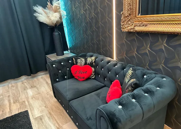 Chambre De Charme, Sauna, Jacuzzi,Billard Vip, Clim