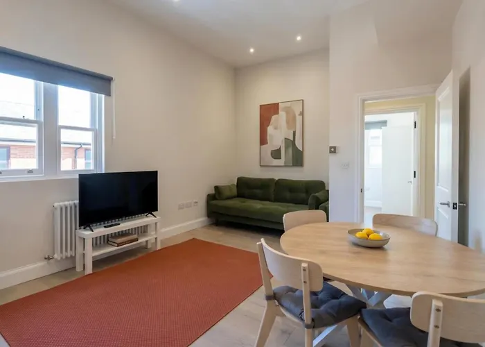 Apartments In The Heart Of Richmond, London