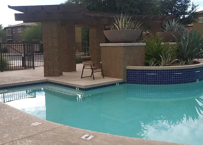 Villa Verde Surprise Stadium - Resort Living