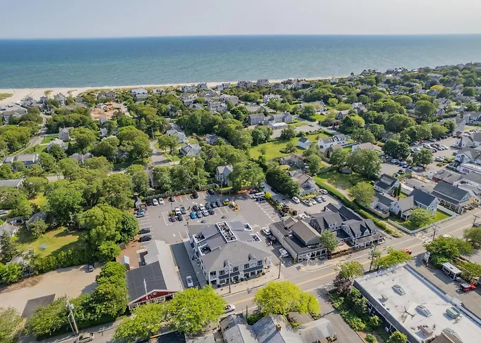 Luxury Downtown Harwich Port Condo Retreat