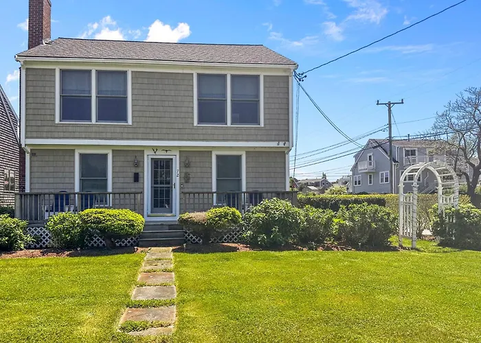 Relax Enjoy: Cape Cod Bayview Retreat