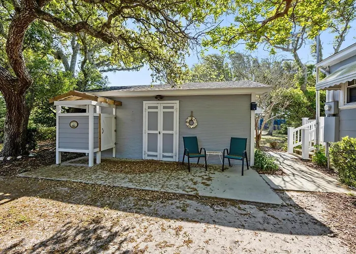 Whispering Oaks