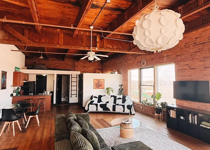420 Friendly Skyline View Downtown Loft Free Parking