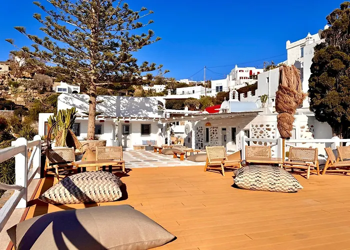 Merriam Mykonos Town