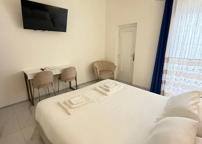 Ippolita Palace Luxury Rooms