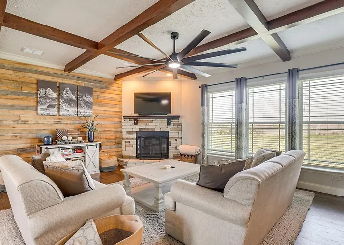 Country Views By Cumberland Mtn, Crossville Meadow
