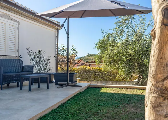 Villa Monni