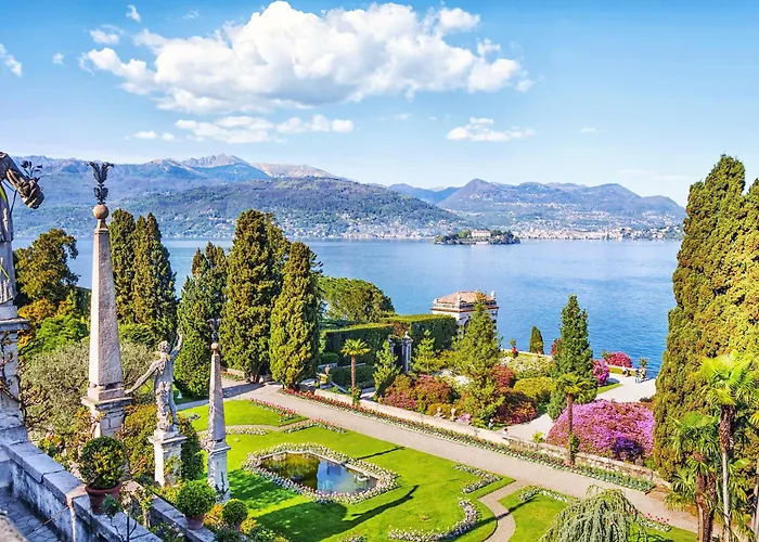 Lake Maggiore View Terrace Over The Borromean Islands - Happy Rentals